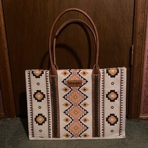 Wrangler Geometric Tan and Cream Tote